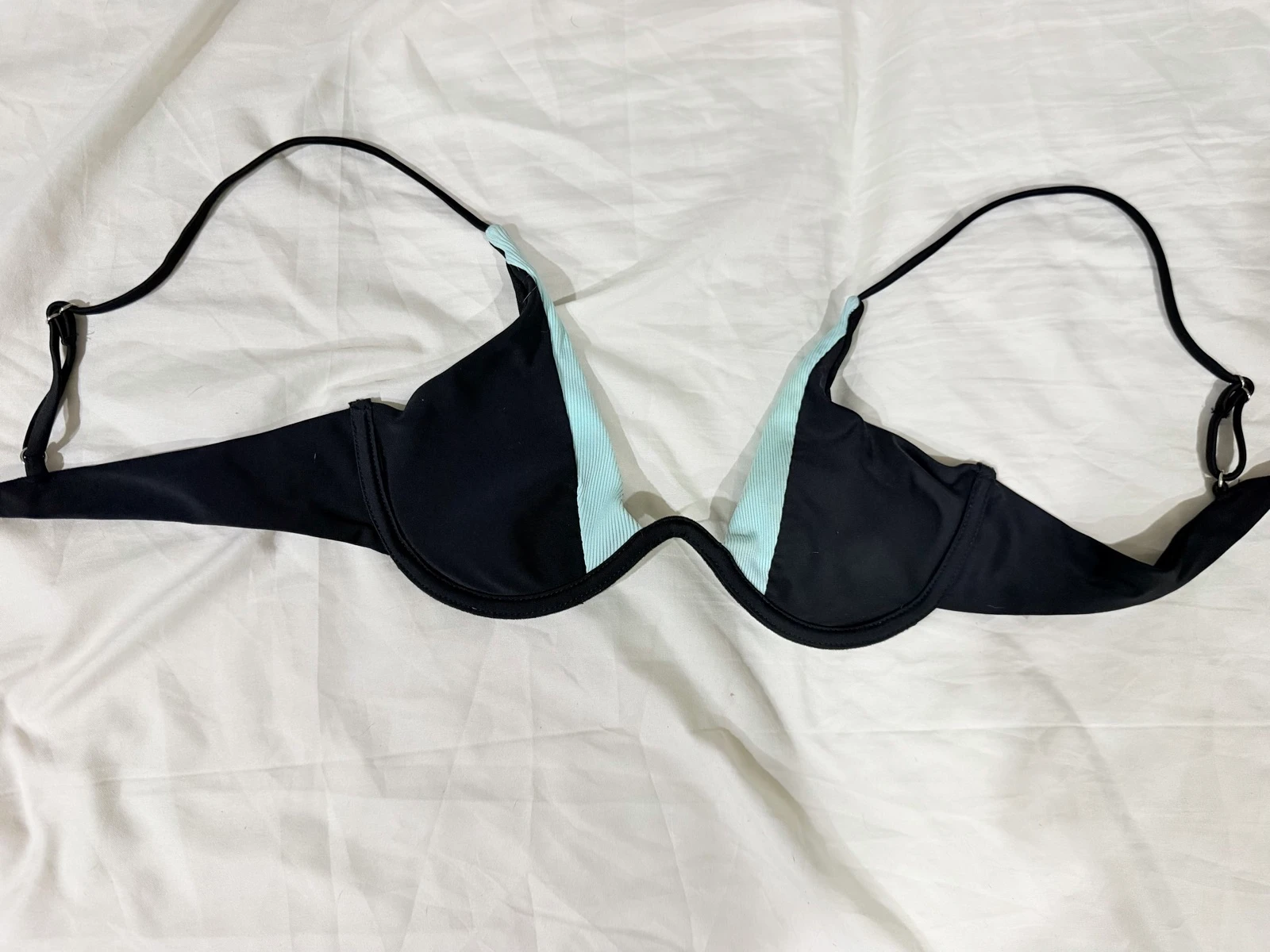 Haut de Maillot de Bain Femme Armature Taille L Neuf